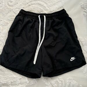 Men’s Nike athletic shorts size XL in black